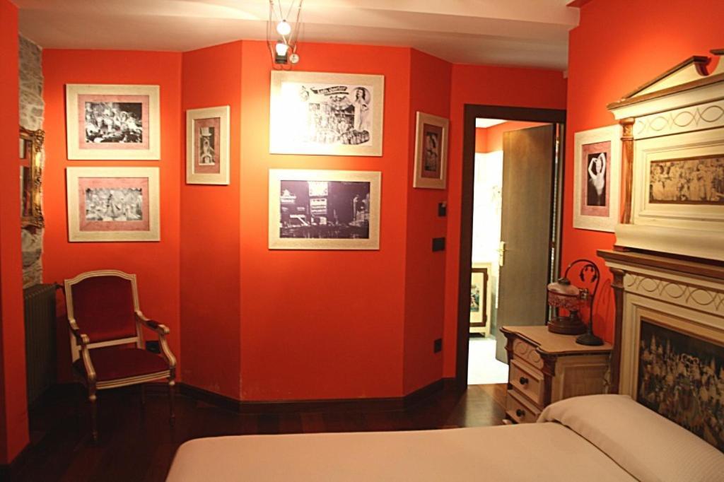 Casona El Gurugu Hotel Luarca Bagian luar foto